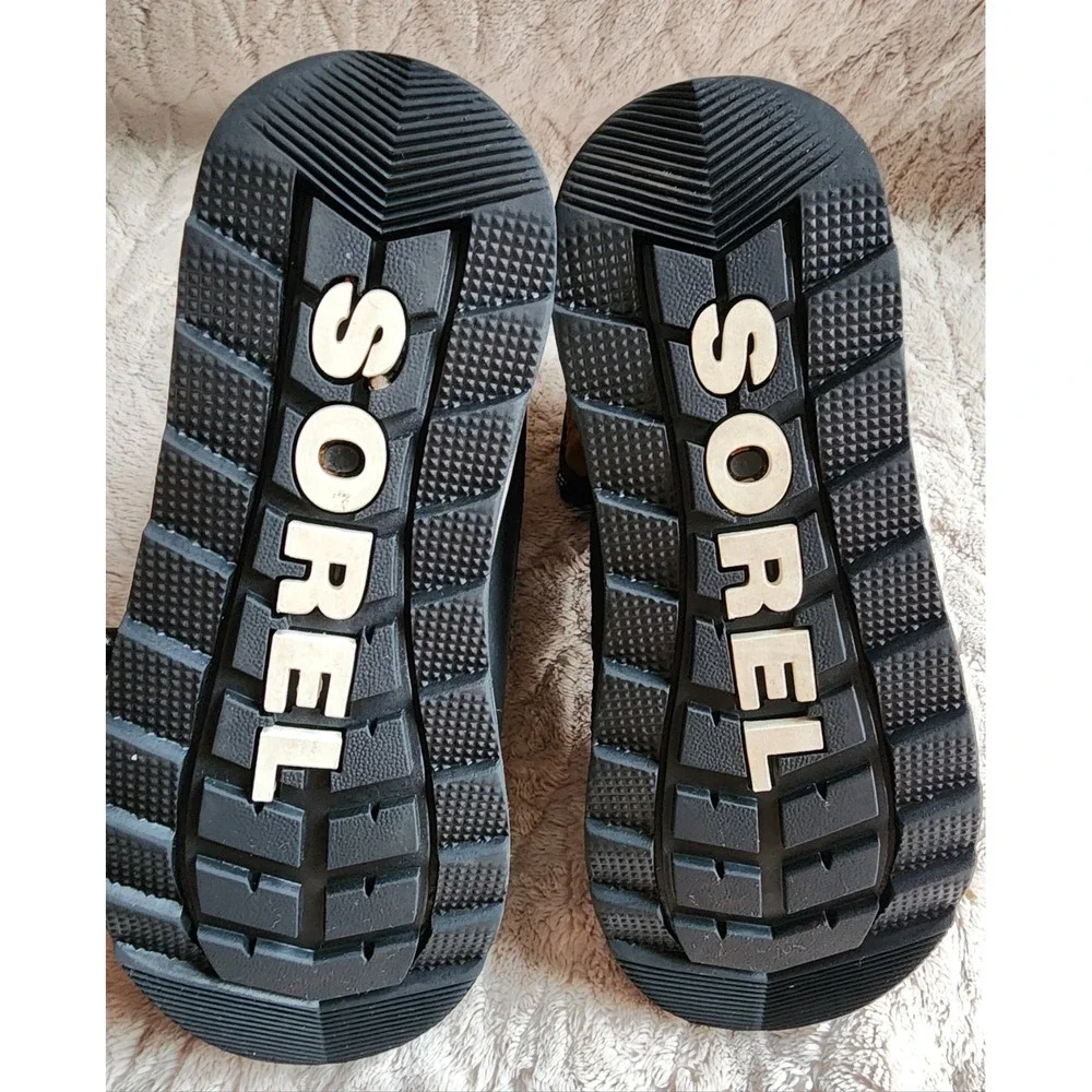 Sorel Whitney II Short Lace Boots Tawny Buff Youth 2 Kids Girls Waterproof Snow
